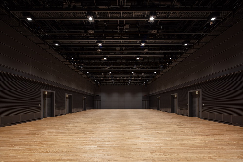体育館の様にご利用頂く事も可能