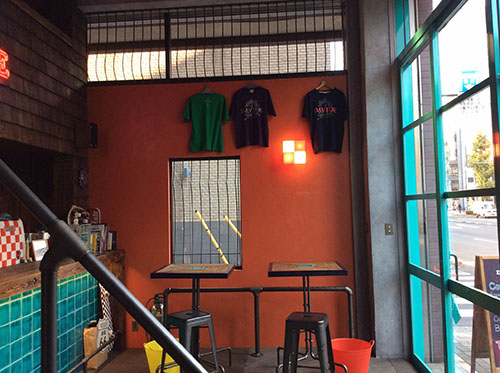 店内　客席