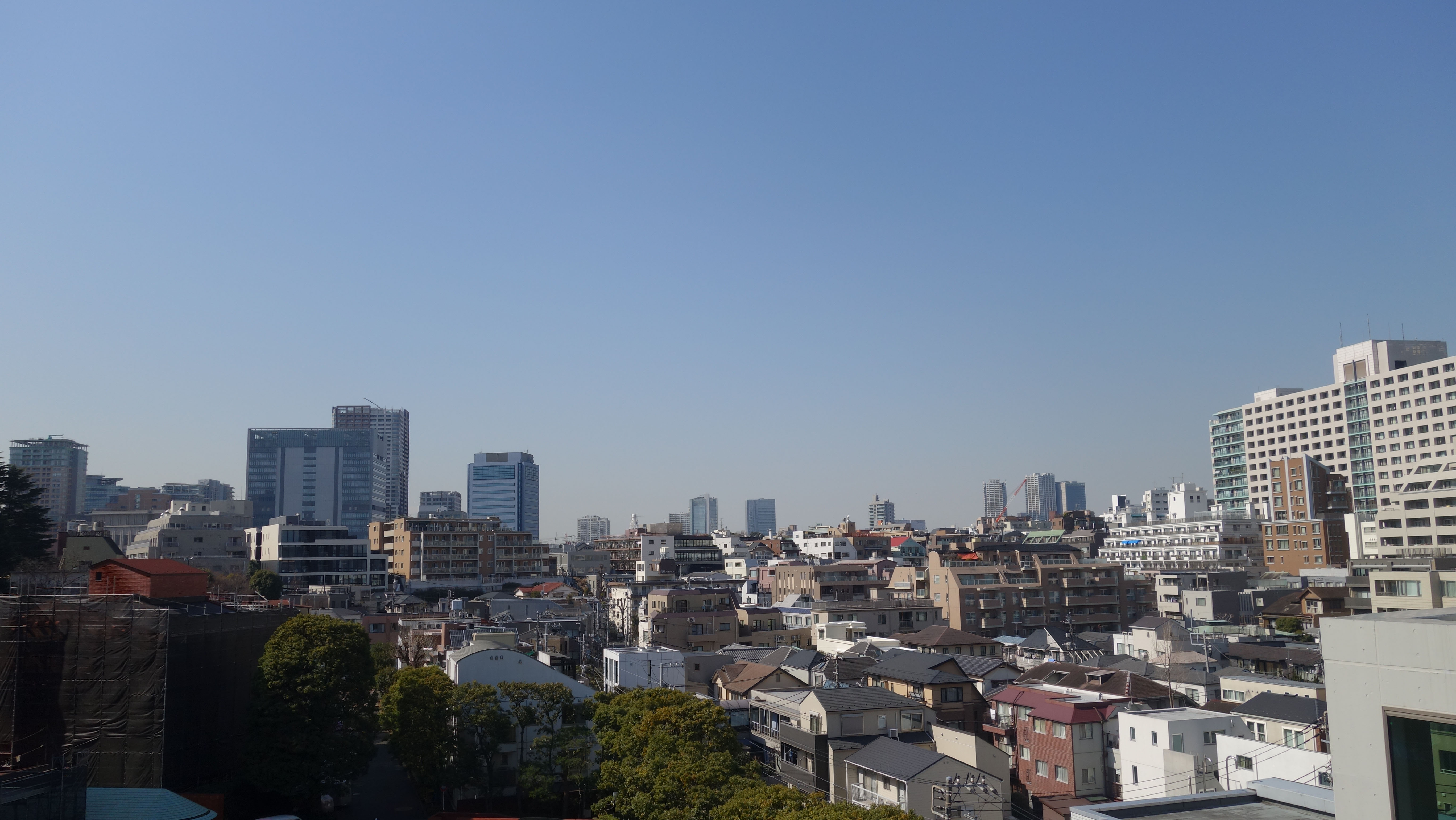 屋上から北西方面の景色