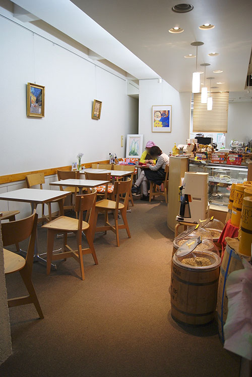 店内１階