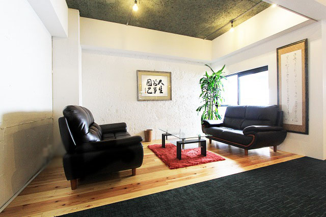 ８F　応接間