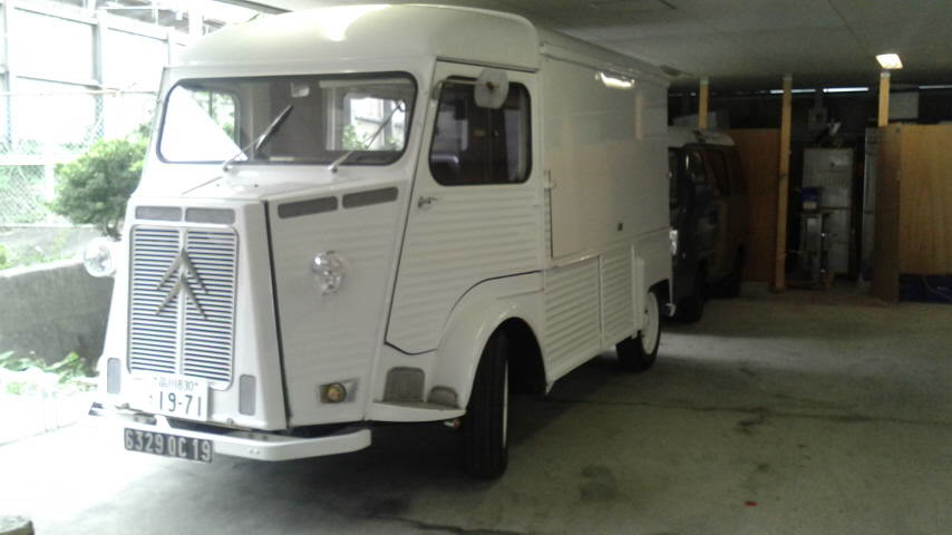 CITROEN H 1971 ボディーカラー：トータルホワイト