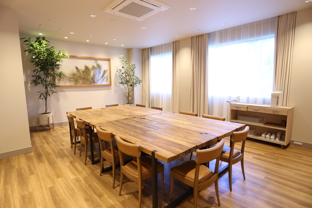 Meeting Room1