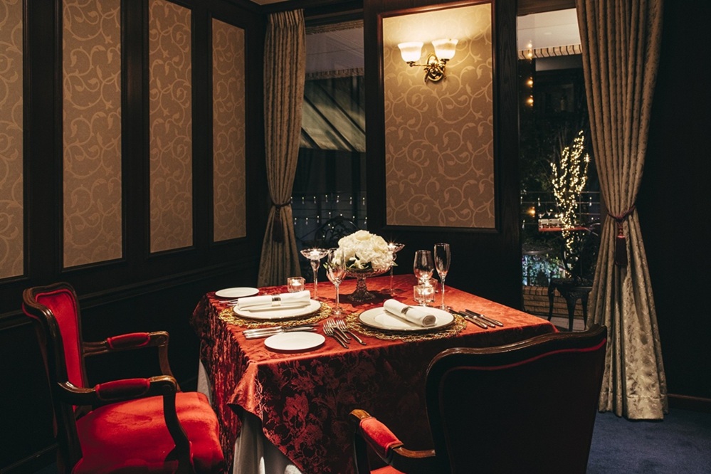 落ち着いた雰囲気の個室（2階・2名～4名）