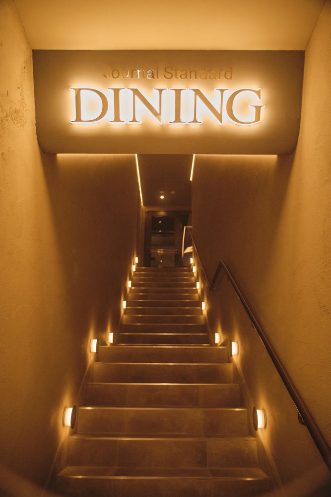 2Fから3Fへの階段