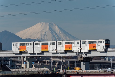 富士山とモノレール