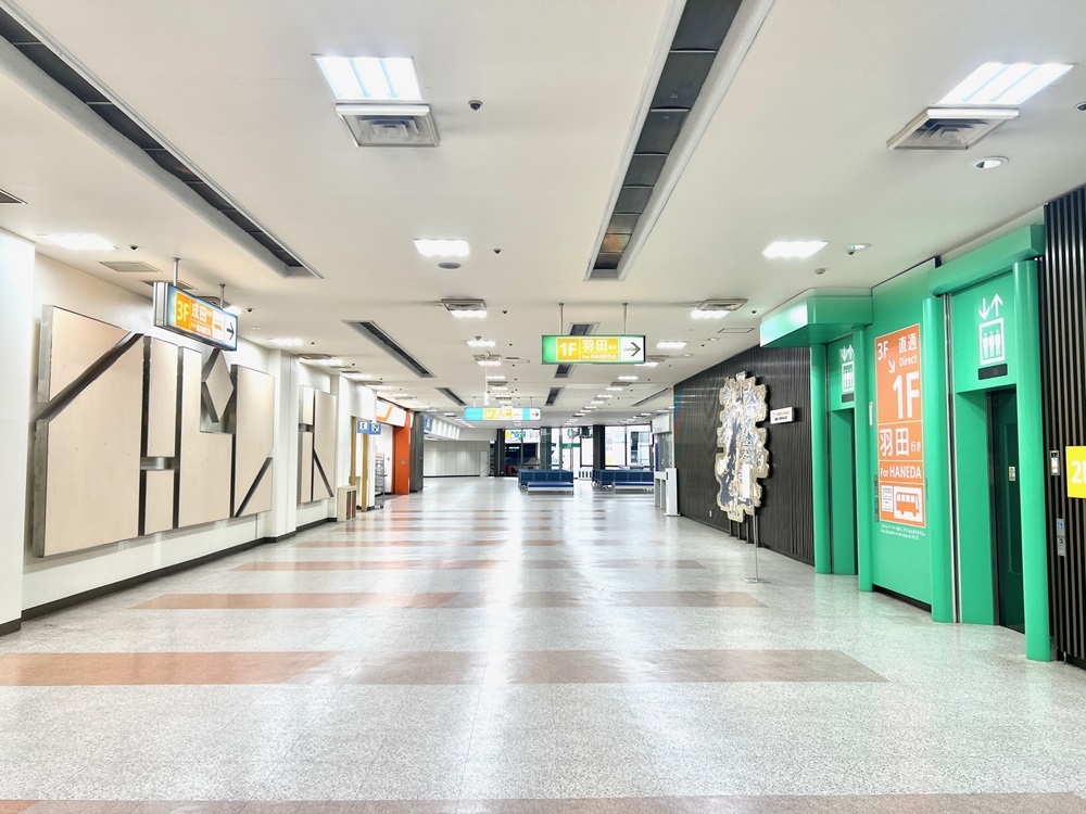 本館3階ロビー（空港ロビーやその他ロビーとしての撮影実績が豊富です。）