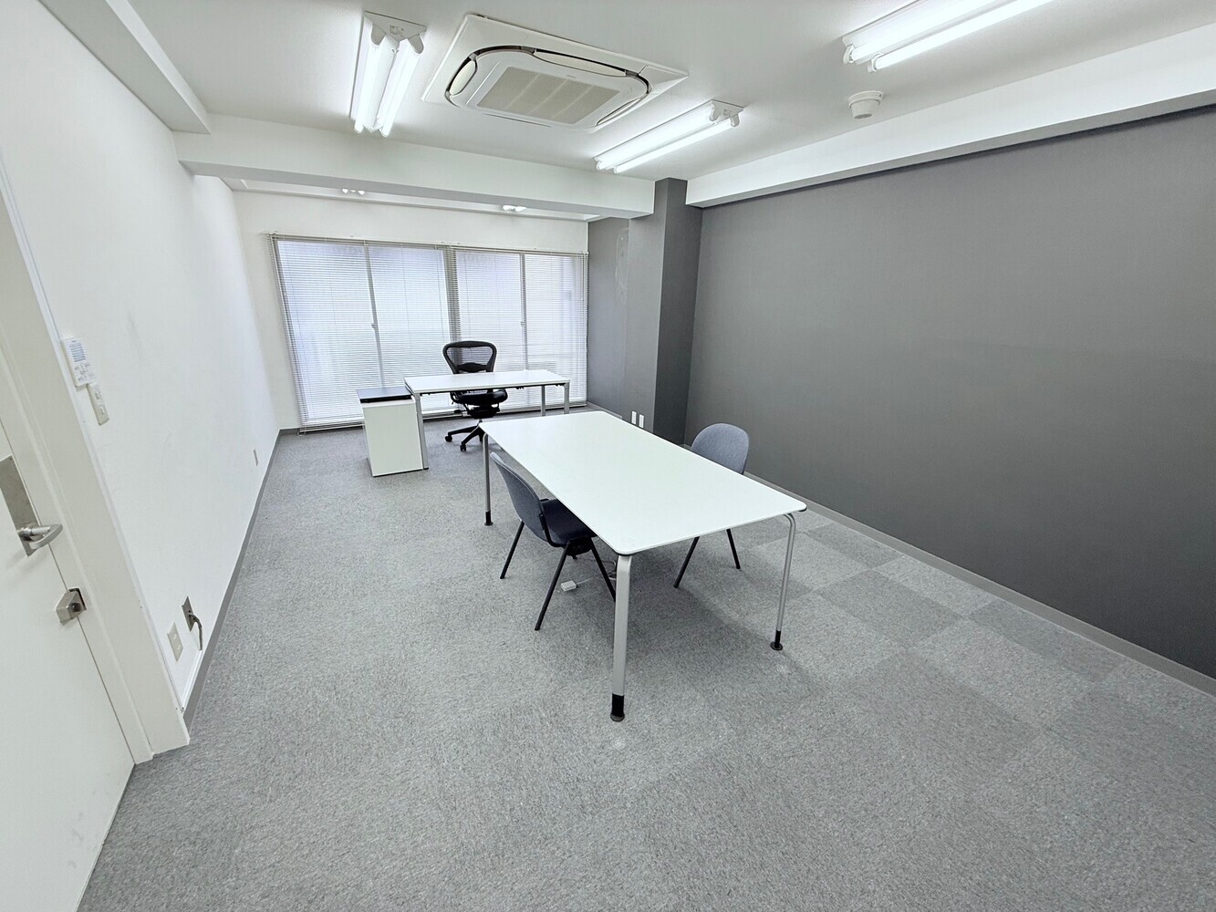 4階　会議室or社長室