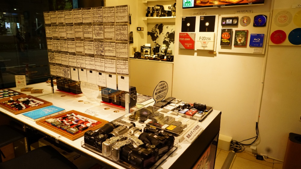 スタジオ236（企画展示室の場合）