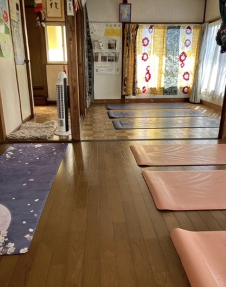 2階洋間