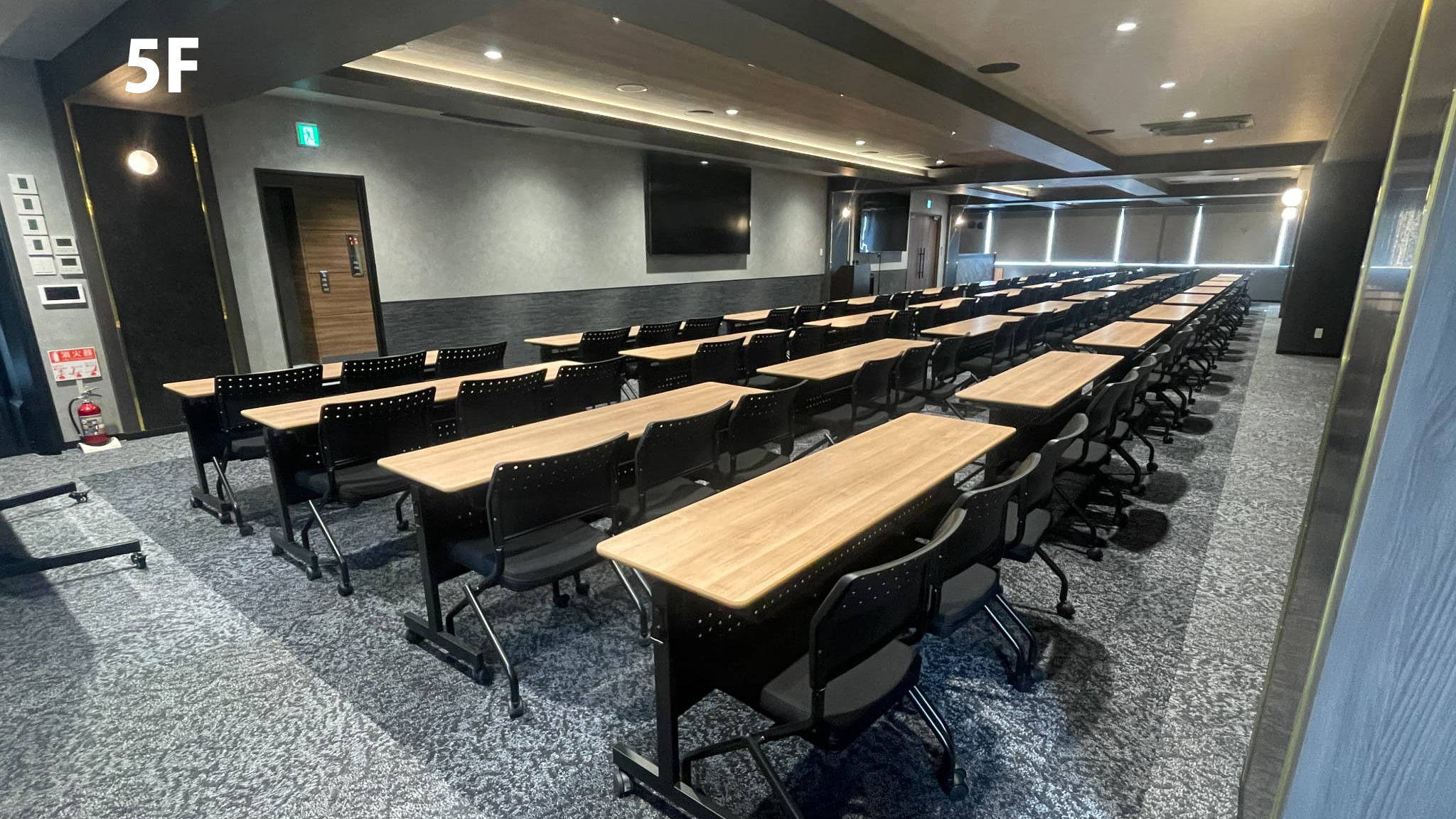 TIME SHARING 新橋駅前5F（銀座口）