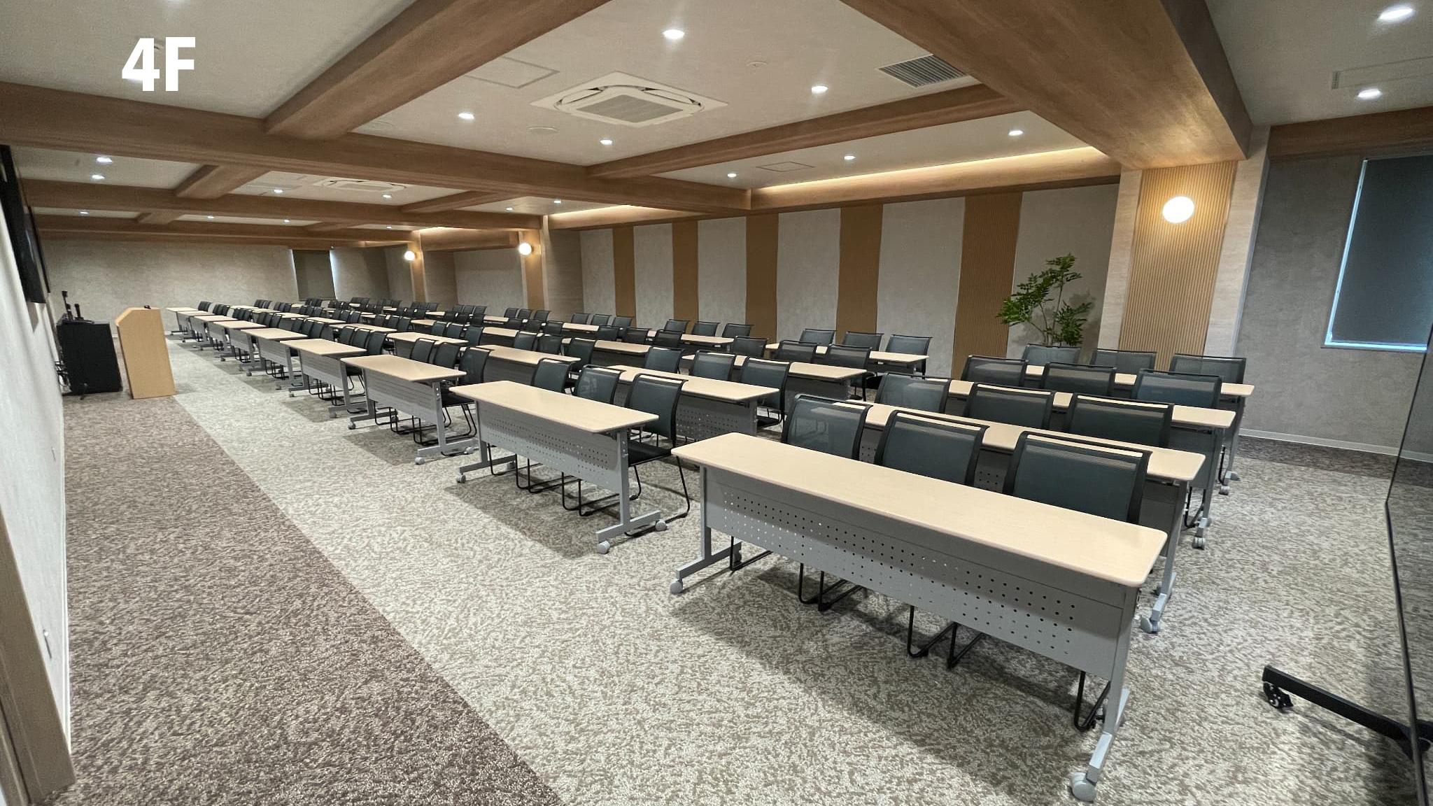 TIME SHARING 新橋駅前4F（銀座口）