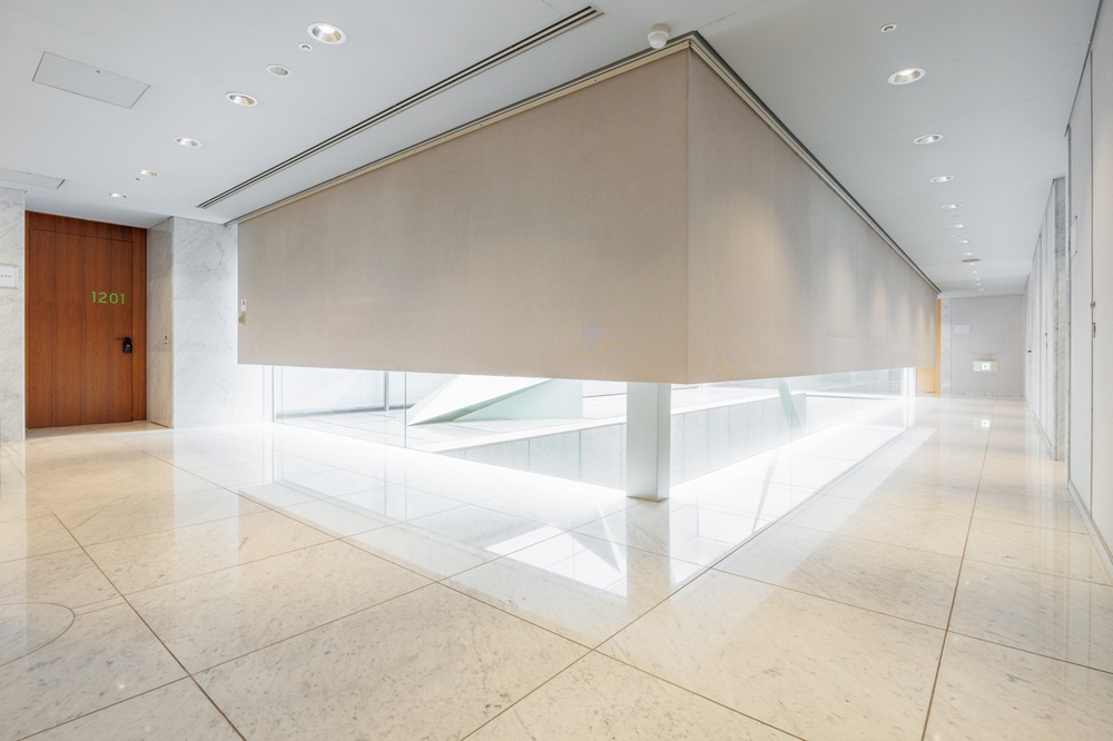 12階：廊下(大理石の廊下)