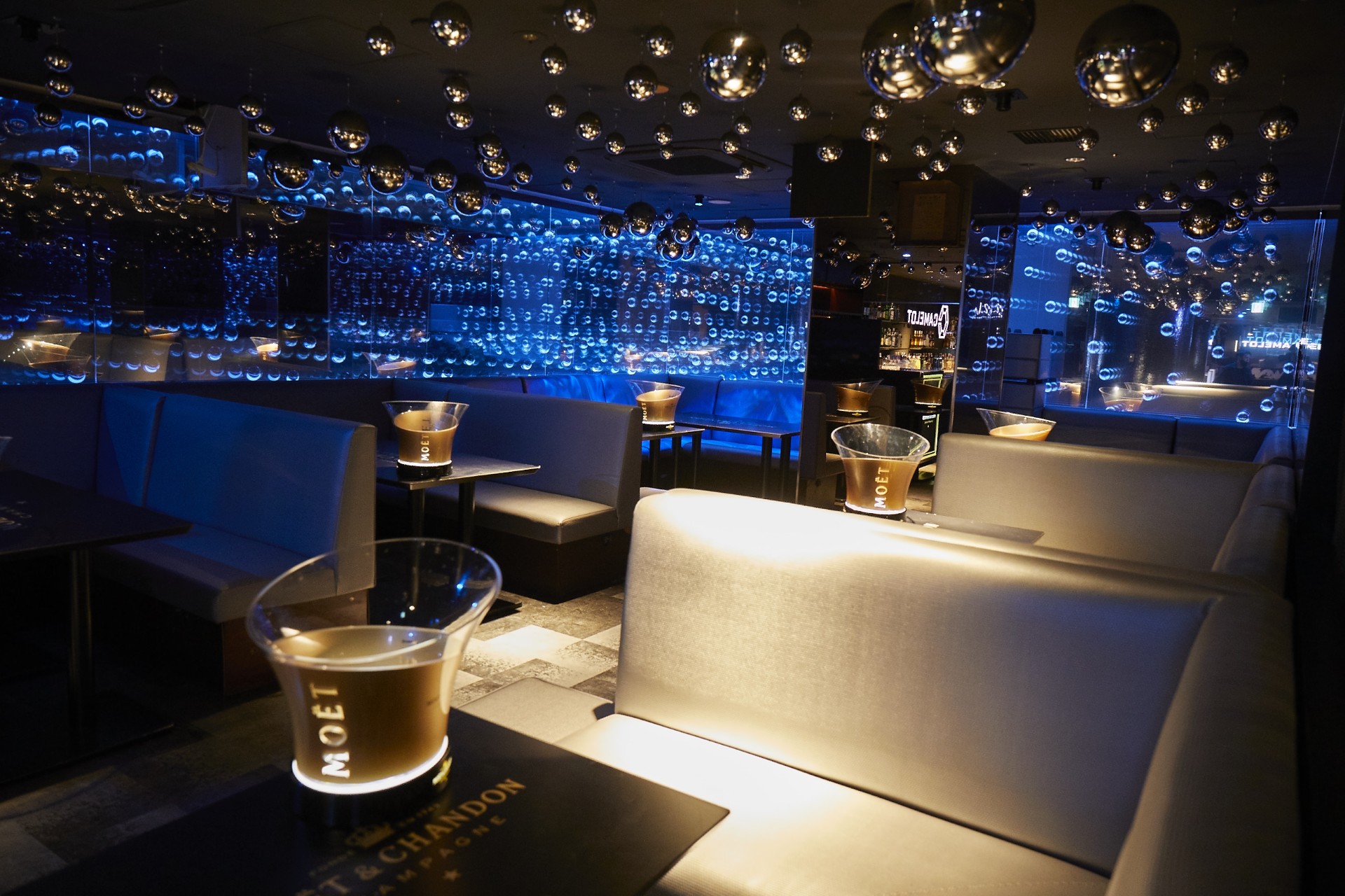 B3F ソファー席(2)