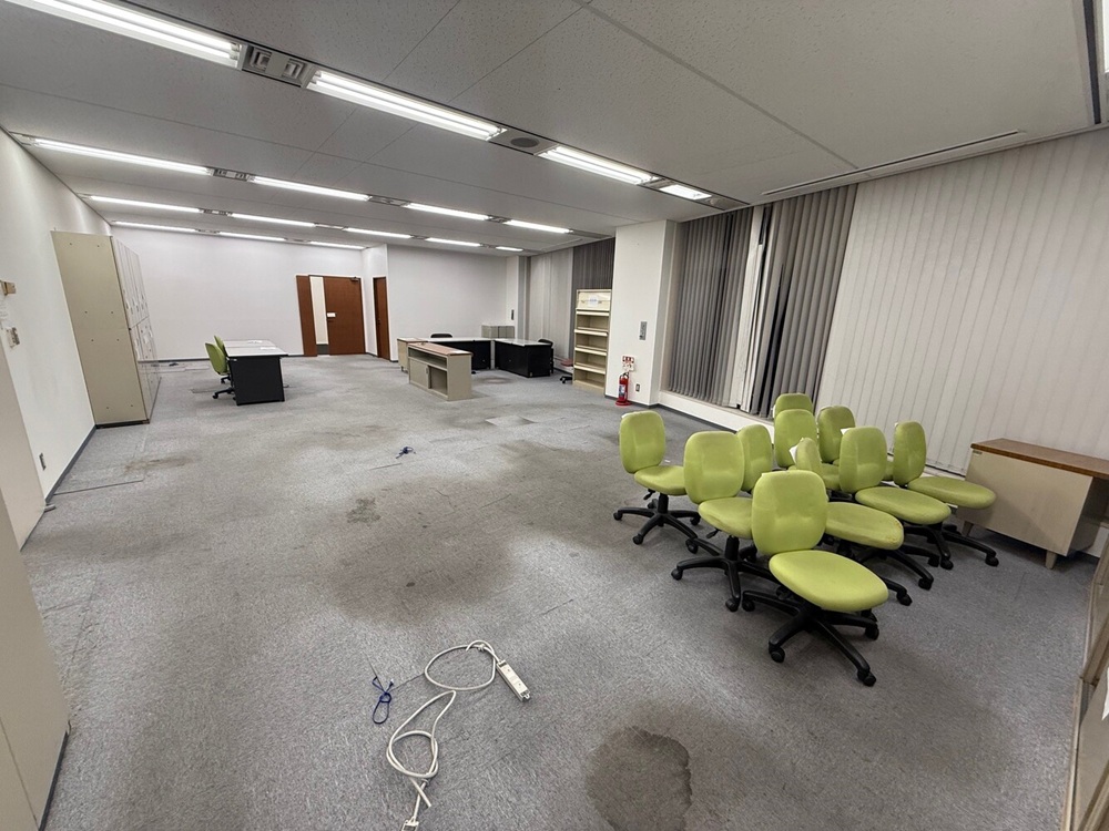 2階：元執務室（長期建て込み可能）