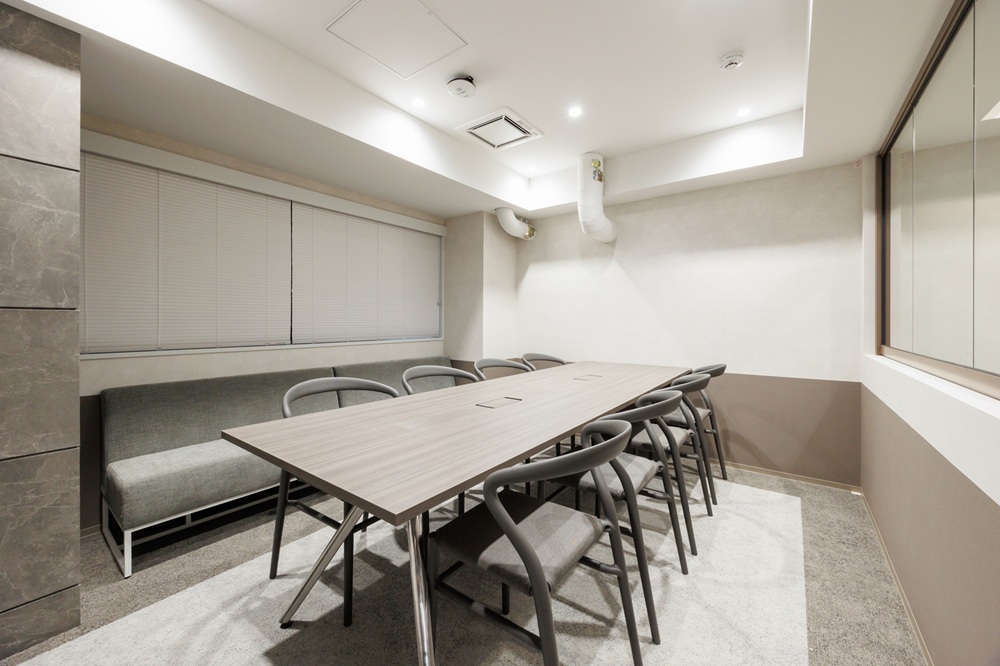 2階3階：会議室（8名用）