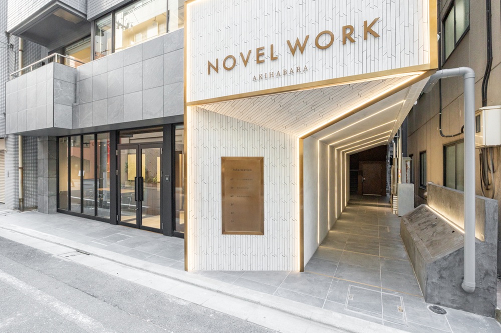 外観：1階共有エントランス廊下（土日撮影可能）