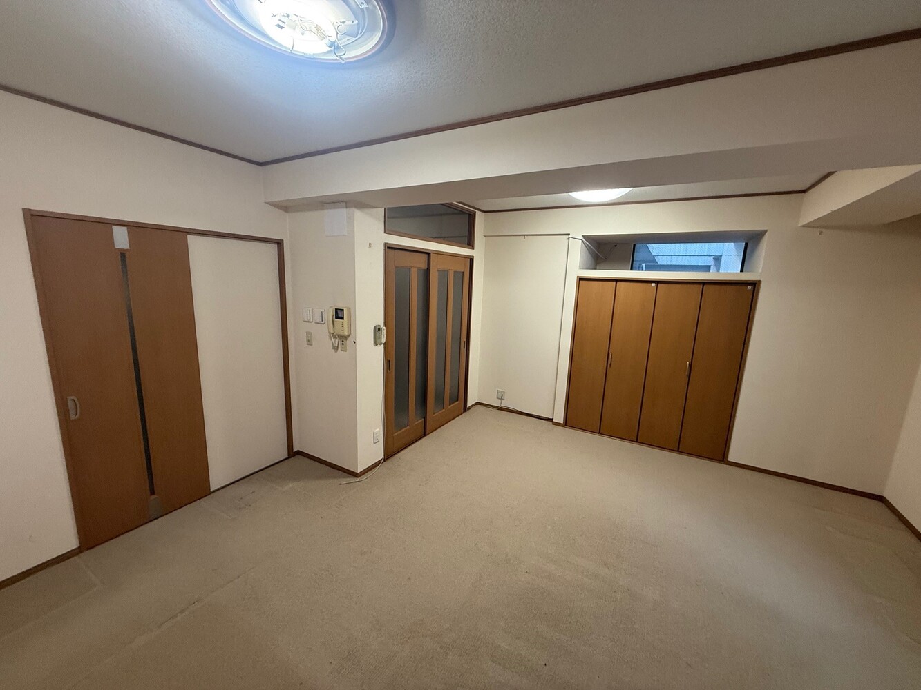 2階:リビング・寝室(長期建て込み可能) 2階:リビング・寝室(長期建て込み可能)