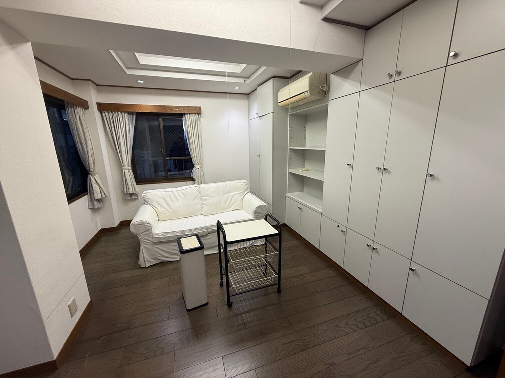 8階＋9階：キッチン（寝室・リビング9階）