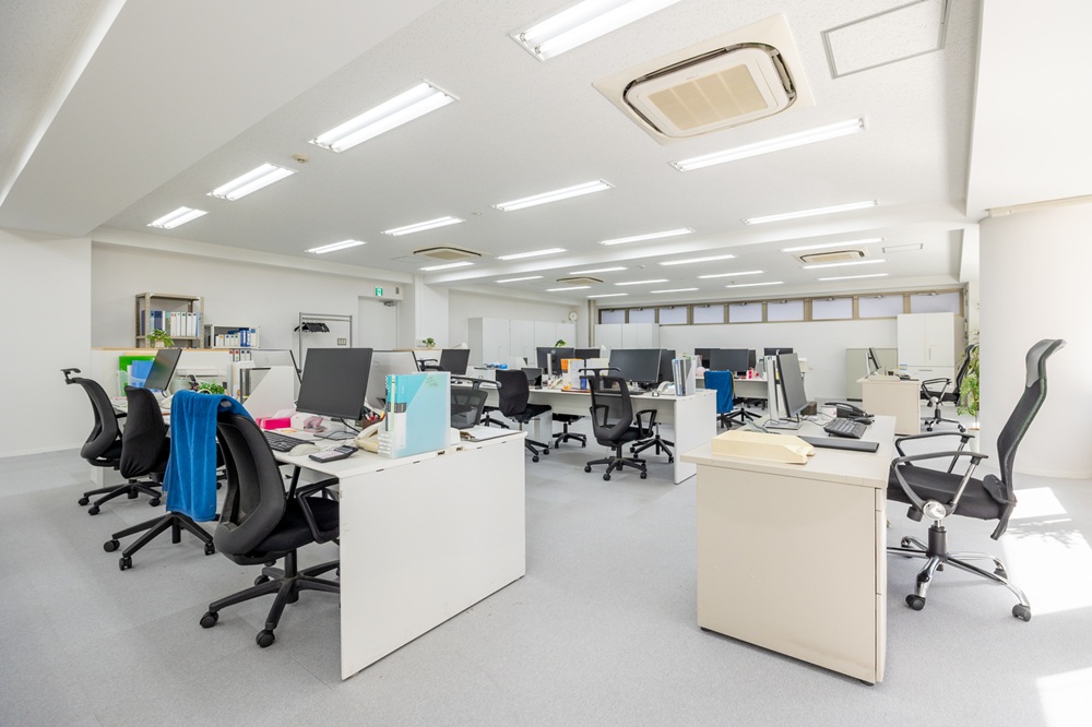 5階：執務室（部長席側からの撮影）